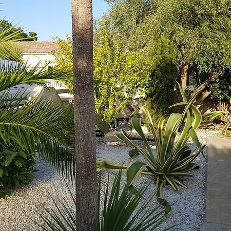 Lieblingshaus Mit Beheizten Privatpool Und Ladesaeule 펜션 포르티하뉴